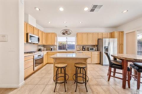 6289 Pebble Beach Dr, Vallejo, CA 94591 photo 12