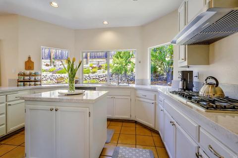 790 Miramonte St, Windsor, CA 95492 photo 5