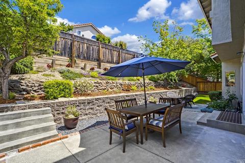 790 Miramonte St, Windsor, CA 95492 photo 3
