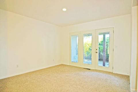 81 Vineyard Cir, Sonoma, CA 95476 photo 6