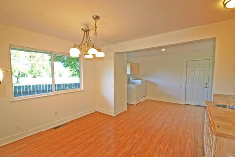 81 Vineyard Cir, Sonoma, CA 95476 photo 9