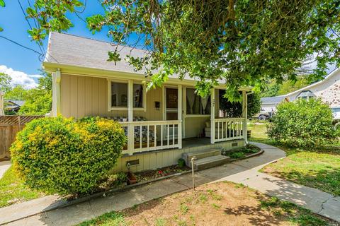 37 Randolph St, Napa, CA 94559 photo 2