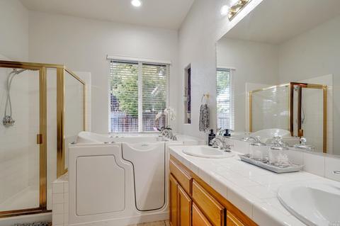 1150 Castelletto Pl, Windsor, CA 95492 photo 23