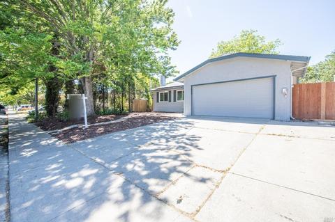 2049 Falcon Dr, Fairfield, CA 94533 photo 3