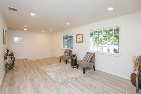 2049 Falcon Dr, Fairfield, CA 94533 photo 18
