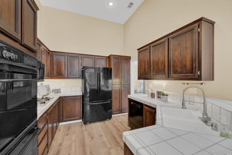 820 Monaghan Cir, Vacaville, CA 95688 photo 33