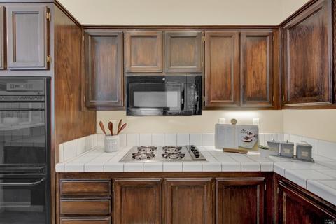 820 Monaghan Cir, Vacaville, CA 95688 photo 30