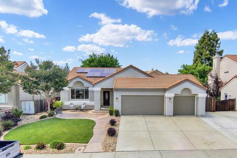 820 Monaghan Cir, Vacaville, CA 95688 photo 3