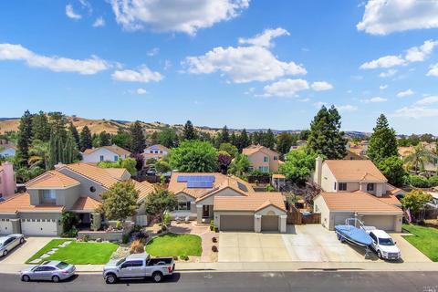 820 Monaghan Cir, Vacaville, CA 95688 photo 2