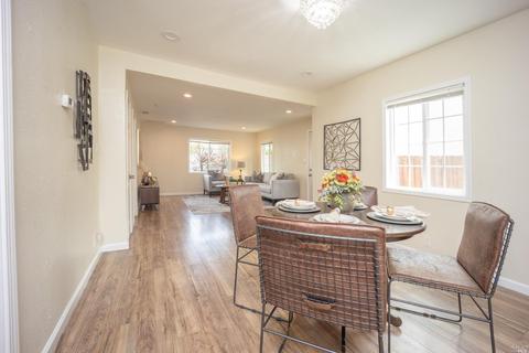 467 Wallace Ave, Vallejo, CA 94590 photo 12