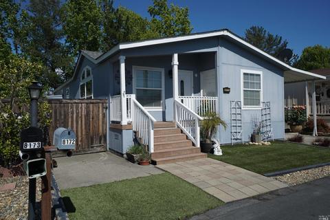 8172 Willow St, Windsor, CA 95492 photo 2