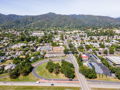 495 Gobbi St, Ukiah, CA 95482 photo 5