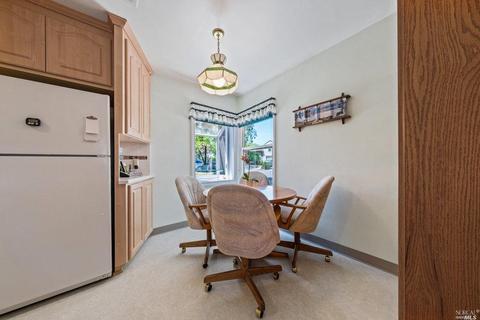 660 Russell St, Vallejo, CA 94591 photo 9