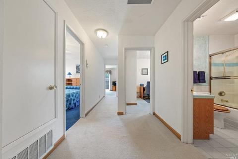 660 Russell St, Vallejo, CA 94591 photo 12