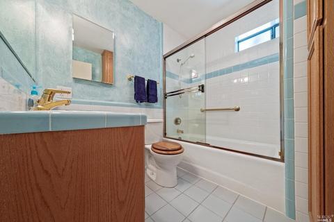 660 Russell St, Vallejo, CA 94591 photo 17