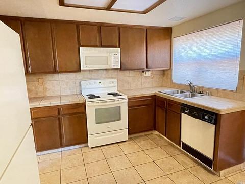 730 Evelyn Cir, Vallejo, CA 94589 photo 13