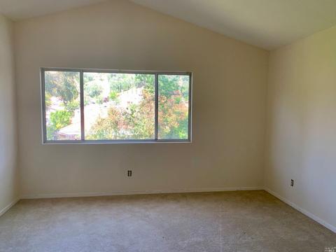 562 Monaco Cir, Cloverdale, CA 95425 photo 11