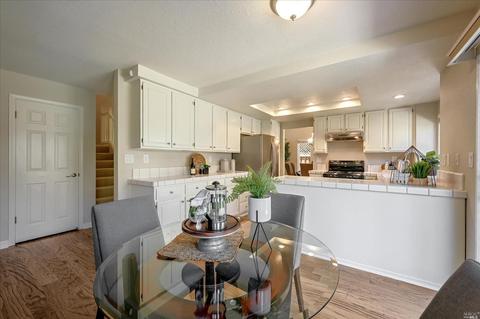 369 Summer Rain Dr, Windsor, CA 95492 photo 18