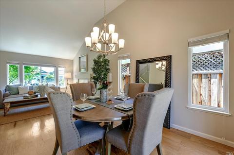 369 Summer Rain Dr, Windsor, CA 95492 photo 16