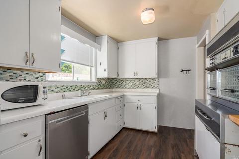 1032 Carolina St, Vallejo, CA 94590 photo 14
