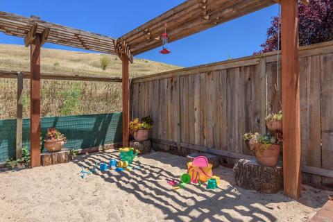 254 Windsor Dr, Petaluma, CA 94952 photo 16
