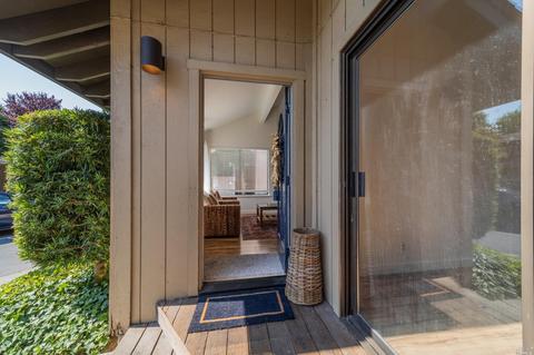 341 Freeway Dr, Napa, CA 94558 photo 11