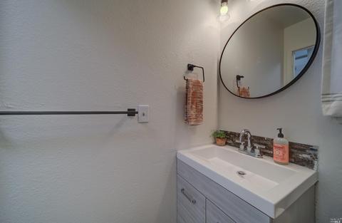 341 Freeway Dr, Napa, CA 94558 photo 24