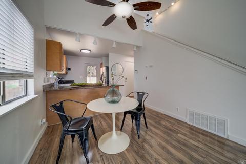 341 Freeway Dr, Napa, CA 94558 photo 16