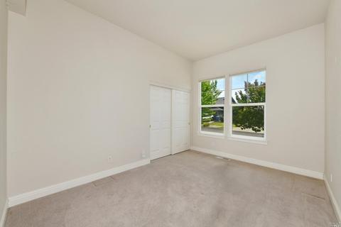 1166 Pedroncelli Dr, Windsor, CA 95492 photo 18