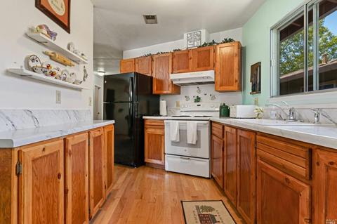 1908 Cooper Dr, Santa Rosa, CA 95404 photo 15