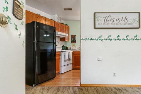 1908 Cooper Dr, Santa Rosa, CA 95404 photo 14