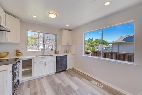 787 Fairfax Ct, Fairfield, CA 94534 photo 16