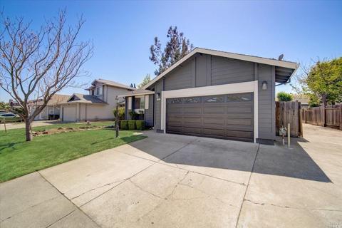 787 Fairfax Ct, Fairfield, CA 94534 photo 3