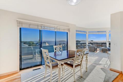 398 Sanderling Ct, Bodega Bay, CA 94923 photo 3