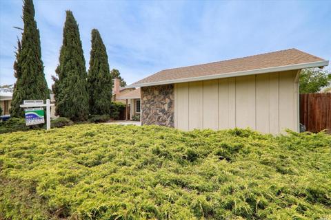 8399 Persimmon Pl, Newark, CA 94560 photo 4