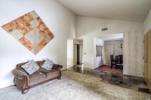8399 Persimmon Pl, Newark, CA 94560 photo 14