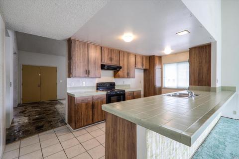 8399 Persimmon Pl, Newark, CA 94560 photo 20