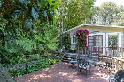 515 Valley St, Sausalito, CA 94965 photo 3