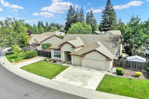 655 Alwin Dr, Dixon, CA 95620 photo 2