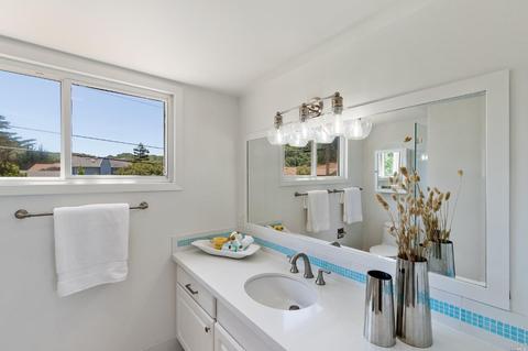118 Granada Dr, Corte Madera, CA 94925 photo 37
