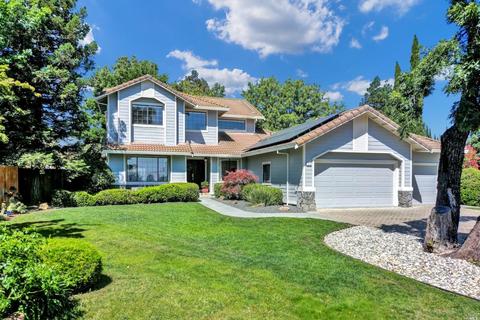 1018 Fallen Leaf Ct, Vacaville, CA 95687 photo 2