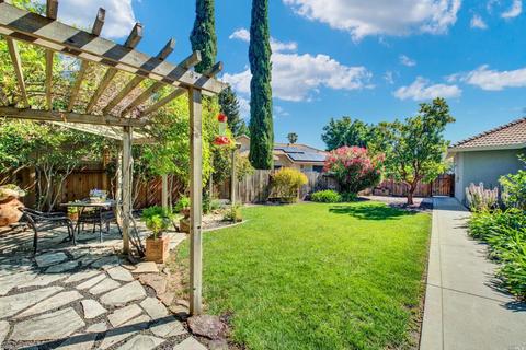 1018 Fallen Leaf Ct, Vacaville, CA 95687 photo 88