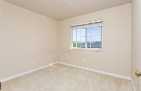 108 Silverpine Ln, Vallejo, CA 94591 photo 23
