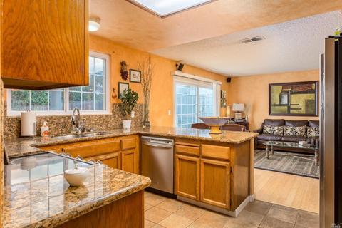 108 Silverpine Ln, Vallejo, CA 94591 photo 8