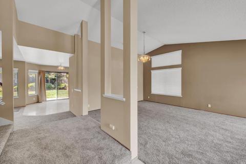 655 Hawk Dr, Vacaville, CA 95687 photo 6