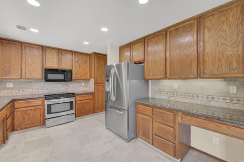 655 Hawk Dr, Vacaville, CA 95687 photo 21