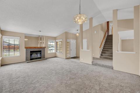 655 Hawk Dr, Vacaville, CA 95687 photo 9