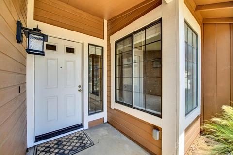 655 Hawk Dr, Vacaville, CA 95687 photo 5