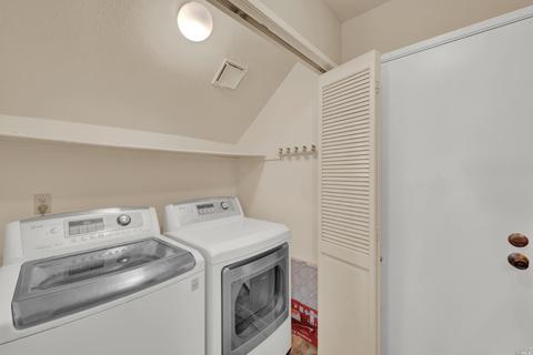 655 Hawk Dr, Vacaville, CA 95687 photo 26