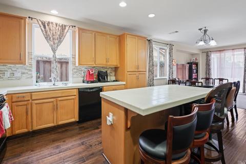 7295 Abbey Dr, Vallejo, CA 94591 photo 7